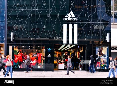 adidas town center.